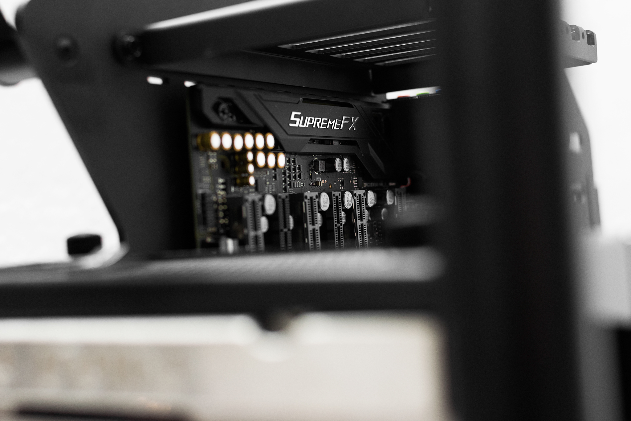 ASUS-Rampage-V-Edition-10-2